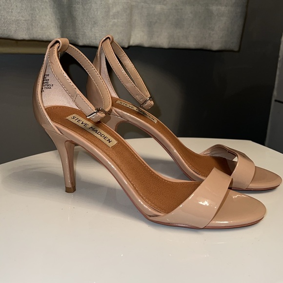 Steve Madden Fantise nude heels - Picture 2 of 6